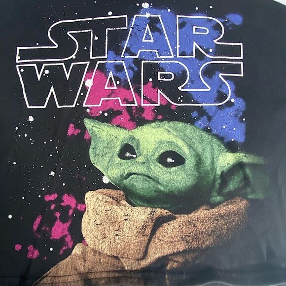 Star Wars Yoda Women’s Size Large Cropped Hooded Sweatshirt Pullover - Picture 2 of 9